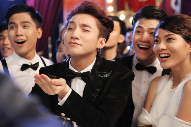 L&agrave; Sky cứng, vậy bạn c&oacute; biết Sơn T&ugrave;ng thường thể hiện &ldquo;độ lầy&rdquo; thế n&agrave;o khi livestream kh&ocirc;ng? - Ảnh 1.