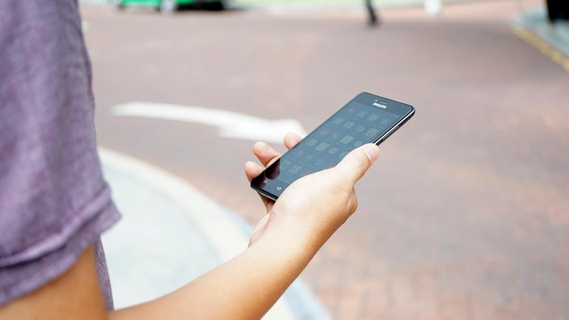 Smartphone giá “bình dân” kết nối 4G cực chất - Ảnh 3.