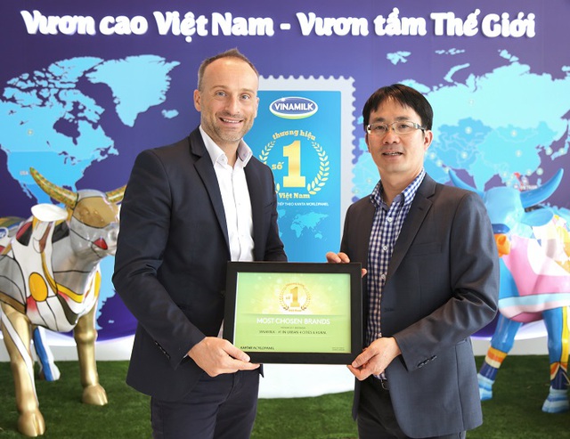 Vinamilk 3 năm li&ecirc;n tiếp nằm trong top những thương hiệu được lựa chọn nhiều nhất ở Việt Nam - Ảnh 1.