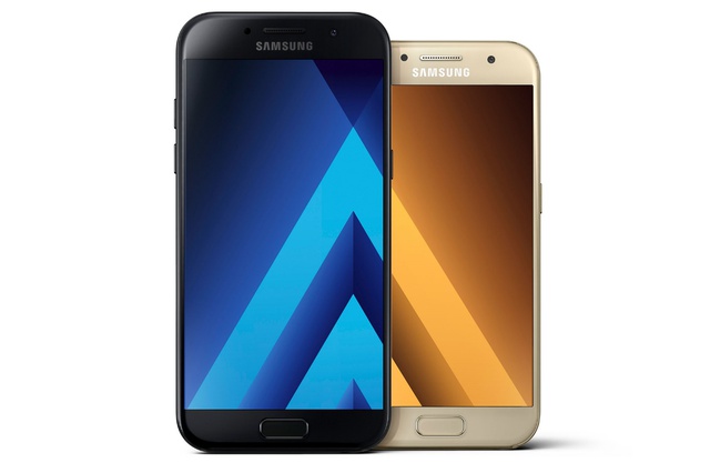 Nhìn Galaxy A qua từng năm, để thấy Samsung đang dẫn đầu trong thiết kế smartphone cận cao cấp - Ảnh 1.