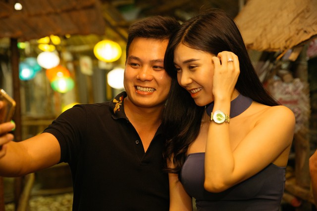 Bắt gặp bồ nh&iacute; th&aacute;i tử Phan Hải tung tăng tr&ecirc;n phố Th&aacute;i H&agrave; - Ảnh 4.
