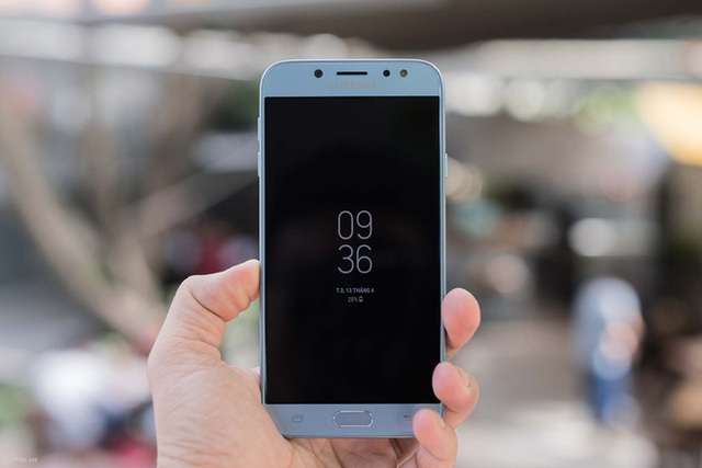 Smartphone bán chạy nhất Việt Nam vừa có bản cập nhật kế thừa tinh hoa từ Samsung Galaxy S8 - Ảnh 3.