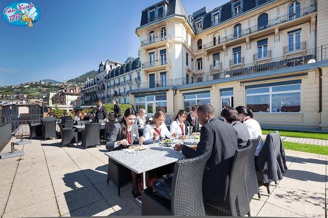 Tiến bước trên sự nghiệp kinh doanh Du lịch khách sạn tại Thụy Sĩ - Ảnh 2.