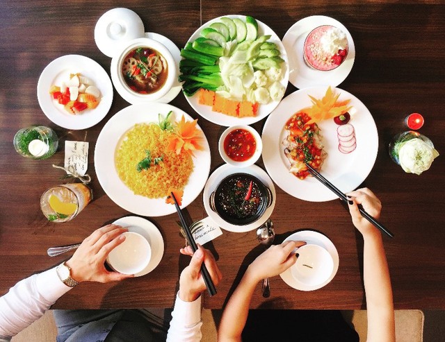 Nhà hàng Việt mang phong cách châu Âu giữa lòng Sài Gòn - Ảnh 6.