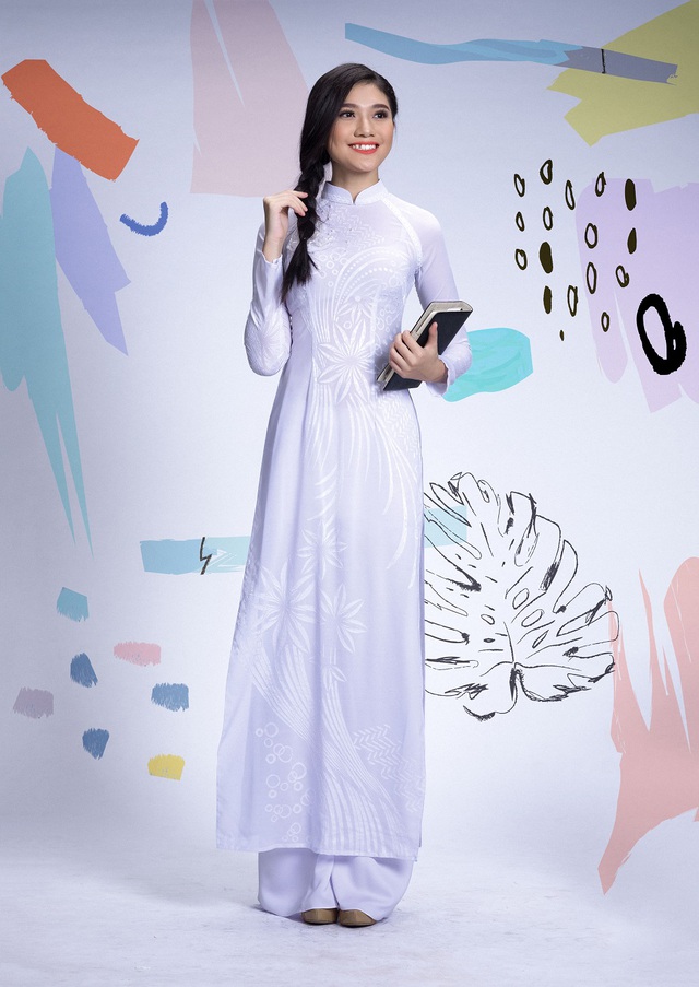 Đẹp tinh khôi với áo dài trắng lấy cảm hứng từ hội họa - Ảnh 6.