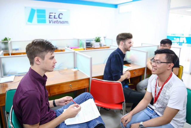 Cơ hội chinh phục thành công tiếng Anh và nhận chứng chỉ quốc tế tại ELC - Ảnh 3.