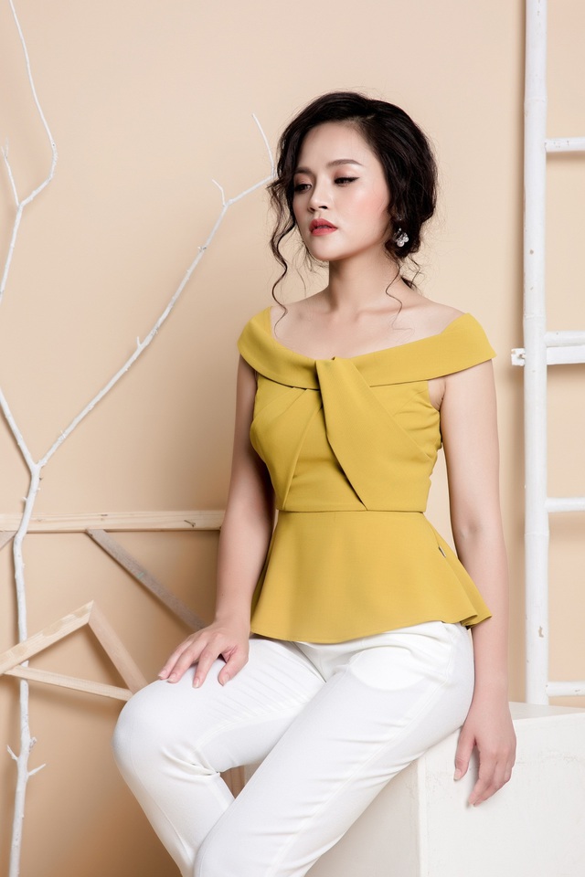 Qu&yacute; c&ocirc; c&ocirc;ng sở &ldquo;đứng h&igrave;nh&rdquo; với vẻ đẹp ph&oacute;ng kho&aacute;ng từ BST LADY CITY - Ảnh 1.