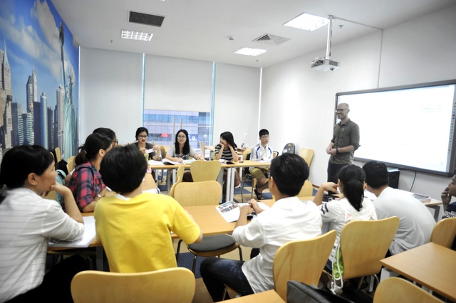 &ldquo;Đột k&iacute;ch&rdquo; trường luyện thi IELTS Scots English - Ảnh 4.