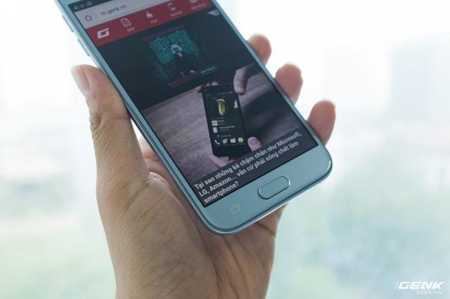 Trên tay Galaxy J3 Pro Xanh Ánh Bạc - Nét sang trọng được phổ cập cho phân khúc tầm trung - Ảnh 15.