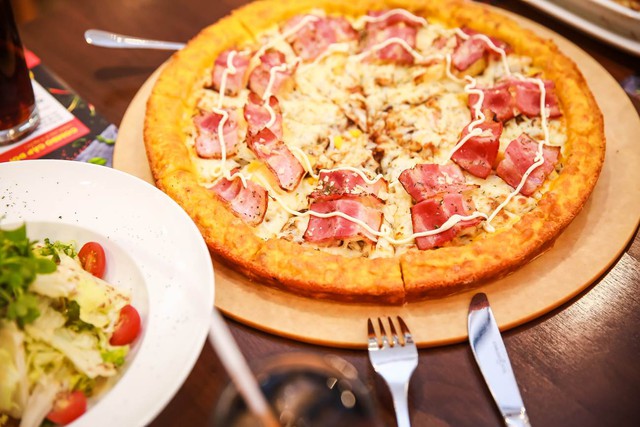 Pizza viền khoai lang phong cách Hàn siêu sang chảnh khiến teen Hà thành mê mẩn - Ảnh 3.