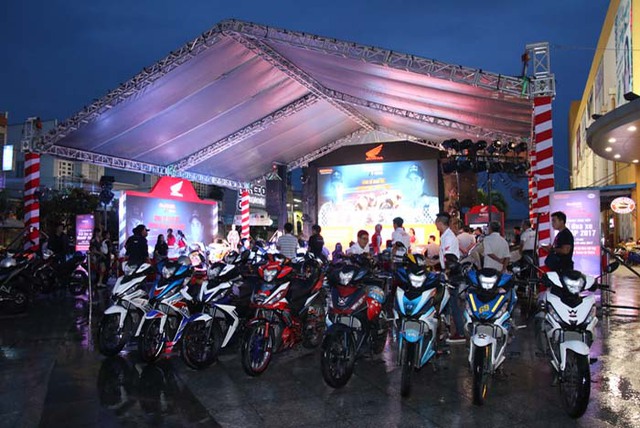 Cuồng nhiệt cùng giải đua MotoGP tại thành phố Hải Phòng - Ảnh 3.