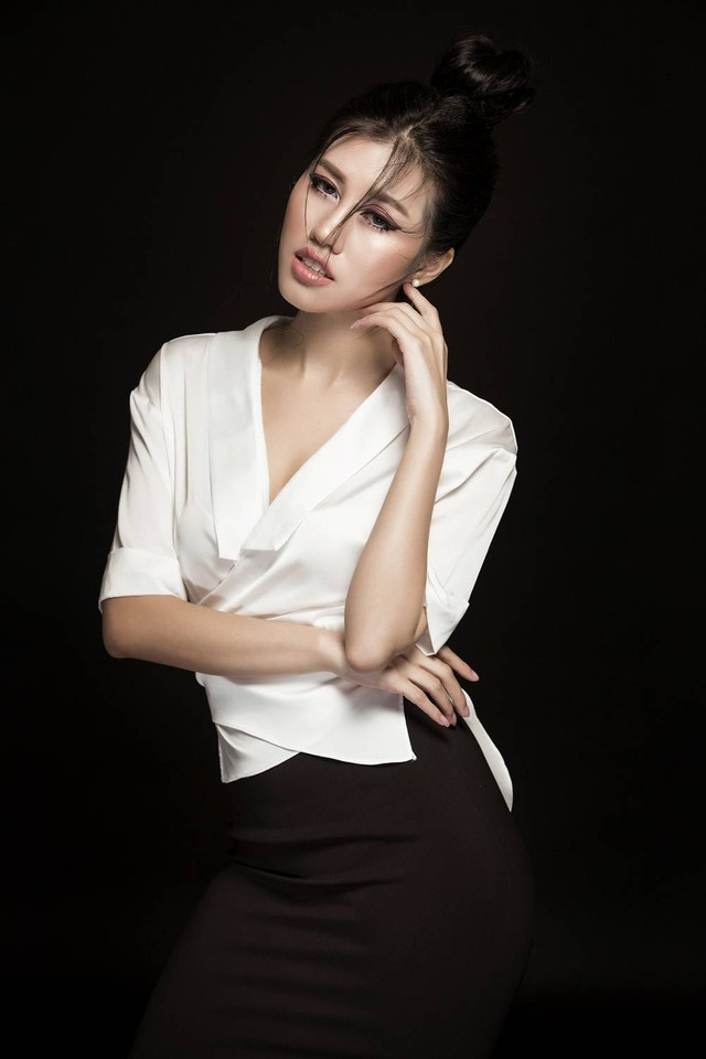 Emily Hồng Nhung biến hoá lôi cuốn trong bộ sưu tập mới - Ảnh 9.