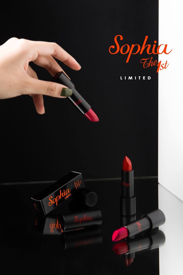 Review thỏi son huyền thoại “Sophia Ampoule Matte Lipstick Limited” - Ảnh 2.