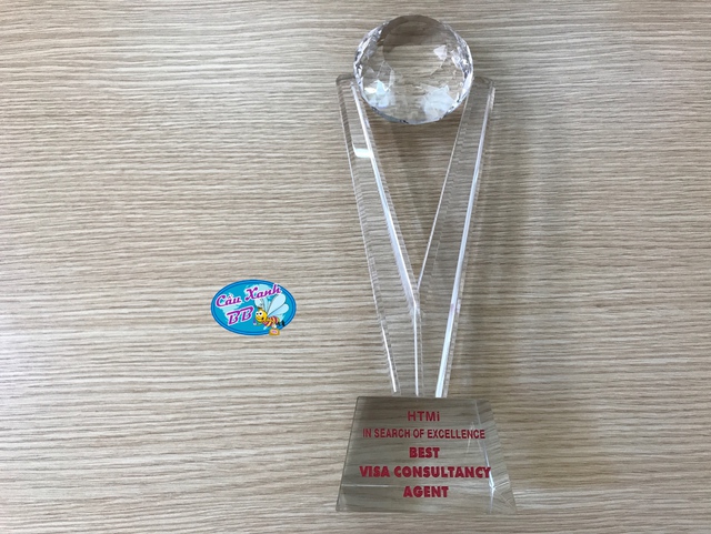 Th&aacute;ch thức v&agrave; cơ hội du học Thụy Sỹ tại HTMi năm 2018 - Ảnh 2.