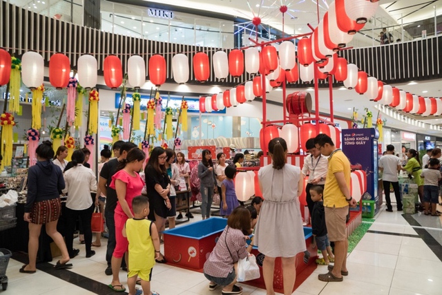 Mua sắm thả ga, vui chơi thỏa th&iacute;ch tại Lễ hội M&ugrave;a h&egrave; Aeon hai miền Nam Bắc - Ảnh 8.