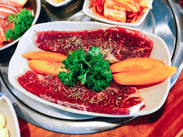 Khám phá ẩm thực xứ Kim Chi và những món ăn phải thử một lần trong đời - Ảnh 3.