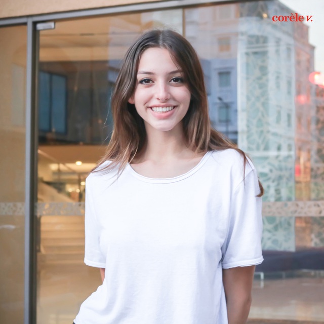 Celine Farach bất ngờ trở lại Việt Nam - Ảnh 5.