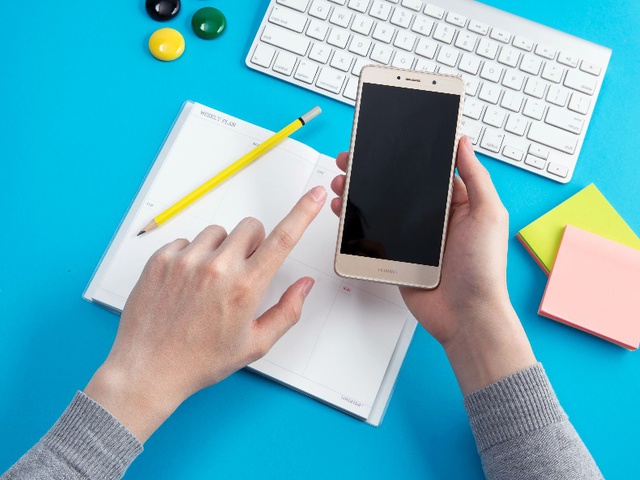 Năm học mới c&ugrave;ng smartphone mới, bạn đồng h&agrave;nh trong mọi hoạt động - Ảnh 3.