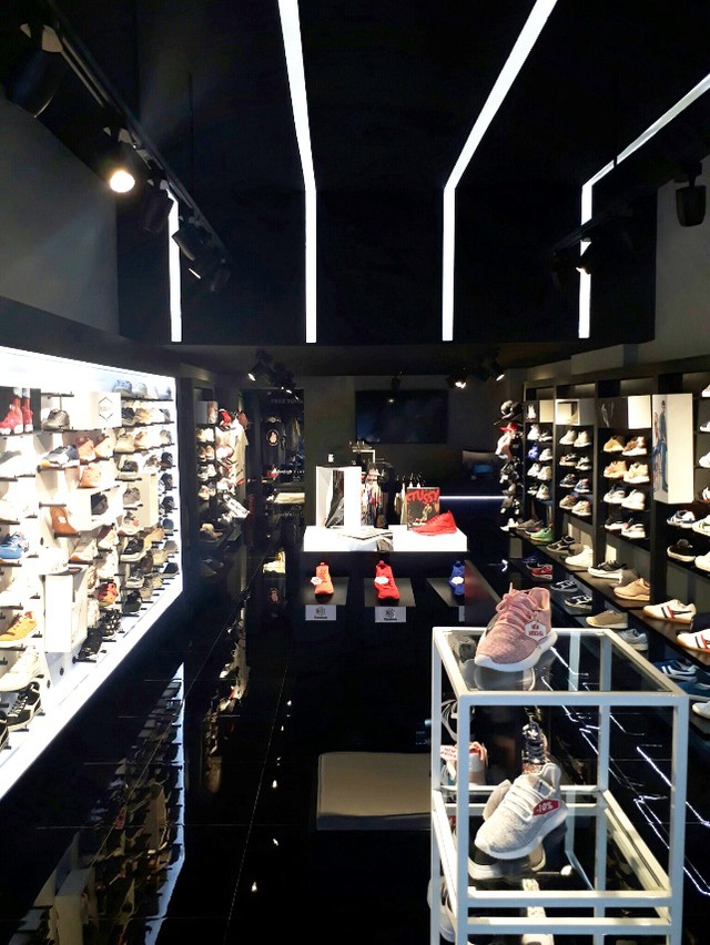 The Social Foot &ndash; Khi c&aacute;c thương hiệu sneaker về chung một nh&agrave; - Ảnh 1.