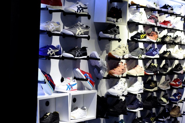 The Social Foot – Khi các thương hiệu sneaker về chung một nhà - Ảnh 2.