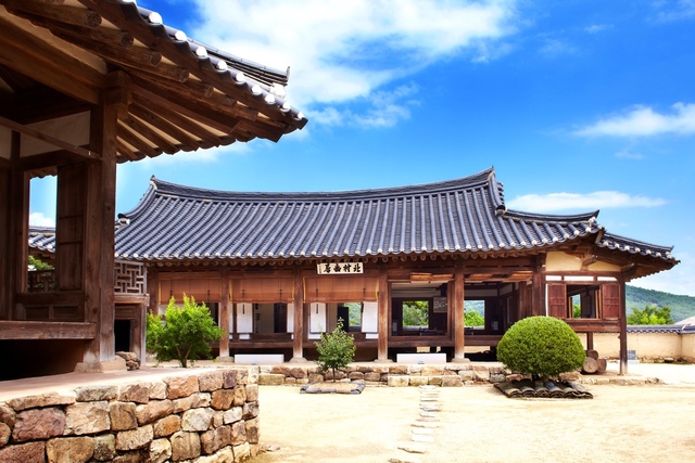 Hàn Quốc – Thiên đường xanh mướt hạ về, đỏ lá thu sang - Ảnh 2.