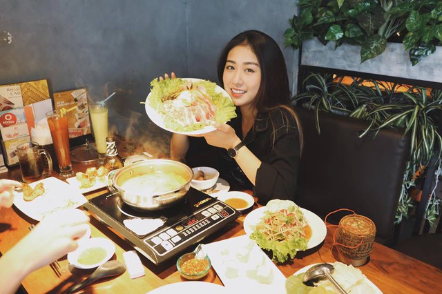 C&oacute; g&igrave; ở nh&agrave; h&agrave;ng L&agrave;o thu h&uacute;t d&agrave;n hotmom, hotteen h&agrave; th&agrave;nh đến thưởng thức - Ảnh 3.