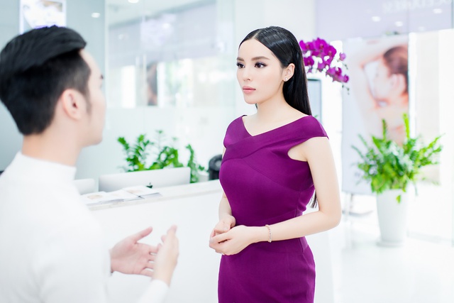 Kỳ Duy&ecirc;n bật m&iacute; b&iacute; quyết sở hữu gương mặt thon gọn chuẩn V-line - Ảnh 3.