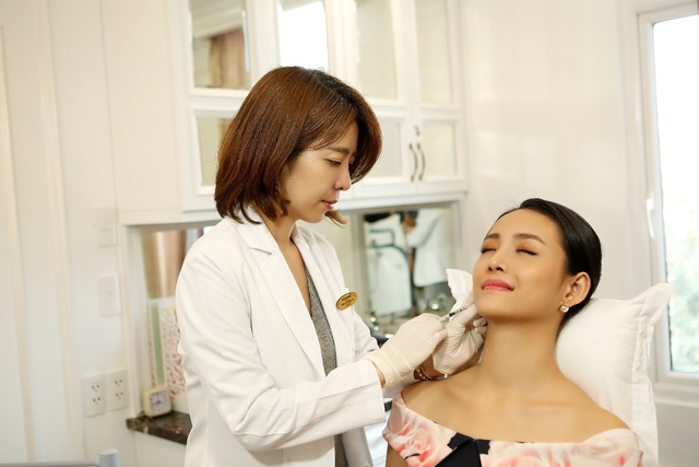 Tr&agrave;o lưu l&agrave;m đẹp kh&ocirc;ng dao k&eacute;o của giới trẻ - Ảnh 3.