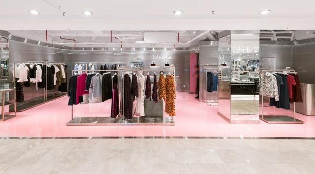 Trương Ngọc &Aacute;nh v&agrave; Top 3 Next Top Model kh&aacute;m ph&aacute; Contemporary Store thời trang đầu ti&ecirc;n tại Việt Nam - Ảnh 2.
