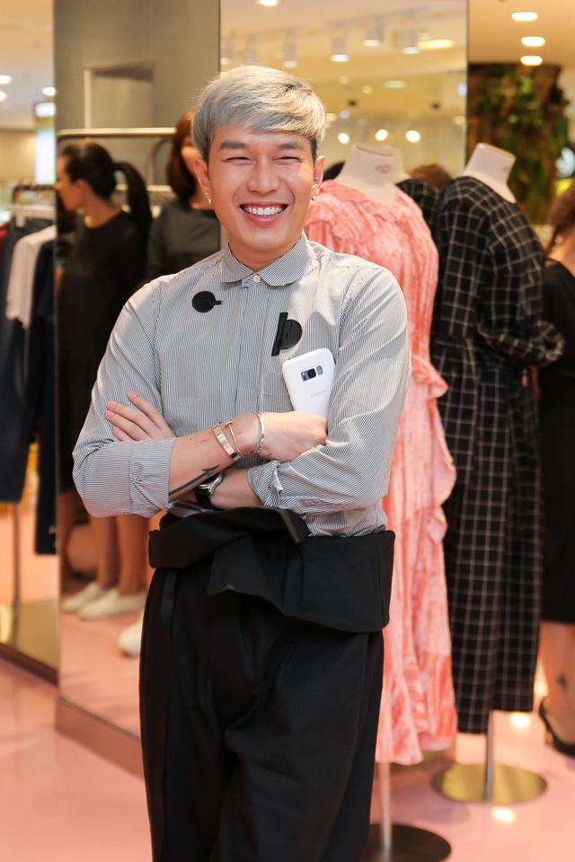 Trương Ngọc Ánh và Top 3 Next Top Model khám phá Contemporary Store thời trang đầu tiên tại Việt Nam - Ảnh 11.