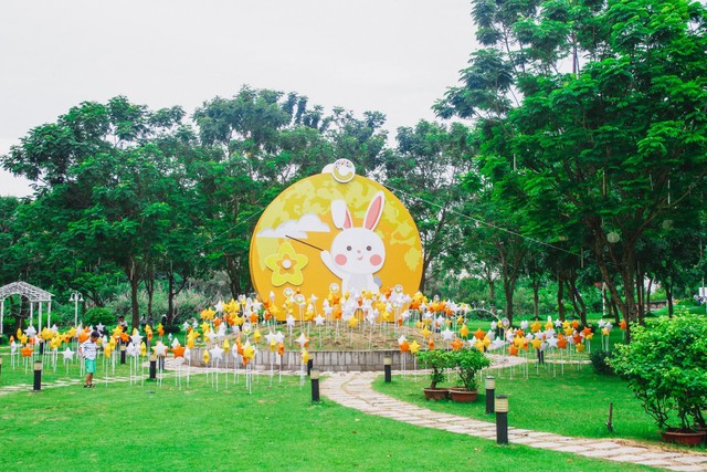Trải nghiệm m&ugrave;a Trung thu đ&aacute;ng nhớ tại Crescent Mall - Ảnh 1.