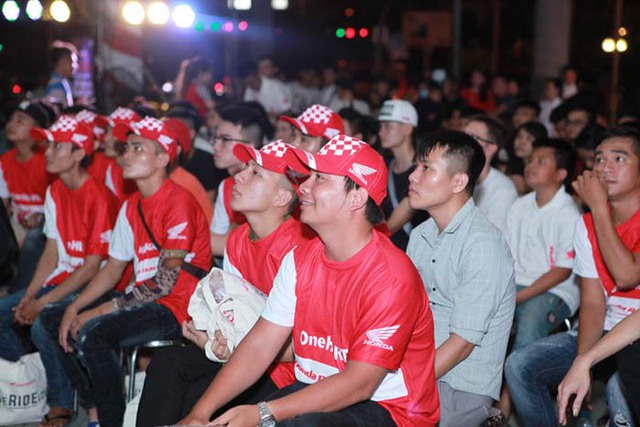 Honda Việt Nam mang giải đua MotoGP 2017 đến với thành phố biển Đà Nẵng - Ảnh 1.