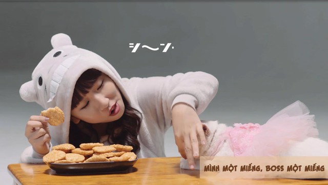 Trang H&yacute; khuấy đảo cộng đồng mạng với clip &ldquo;101 sắc th&aacute;i&rdquo; - Ảnh 1.