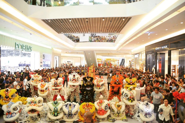 Giải l&acirc;n sư rồng tranh c&uacute;p Crescent Mall lần 3 đ&atilde; trở lại v&agrave; ho&agrave;nh tr&aacute;ng hơn xưa - Ảnh 1.