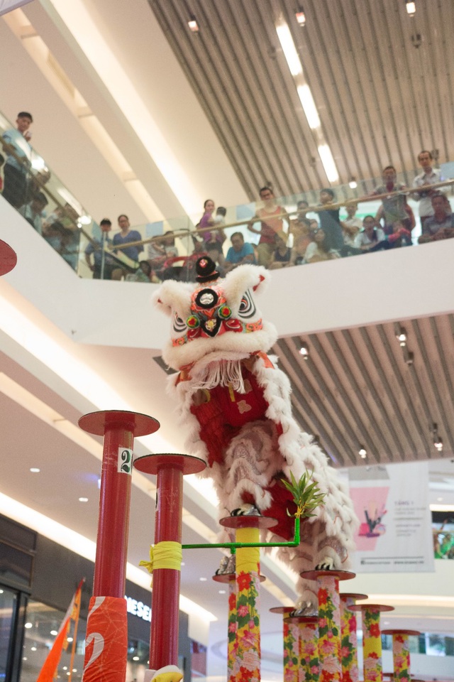 Giải l&acirc;n sư rồng tranh c&uacute;p Crescent Mall lần 3 đ&atilde; trở lại v&agrave; ho&agrave;nh tr&aacute;ng hơn xưa - Ảnh 4.
