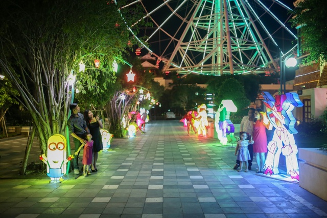 Phi&ecirc;u lưu với &ldquo;người ngo&agrave;i h&agrave;nh tinh&rdquo; ở Sun World Danang Wonders - Ảnh 3.