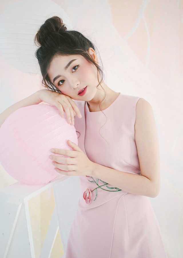 Moonlight Serenade: Bản dạ kh&uacute;c &aacute;nh trăng của họa tiết th&ecirc;u tay - Ảnh 5.