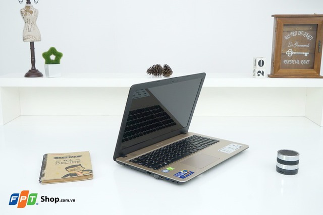 Laptop giảm mạnh l&ecirc;n đến 4,5 triệu đồng tại FPT Shop - Ảnh 2.