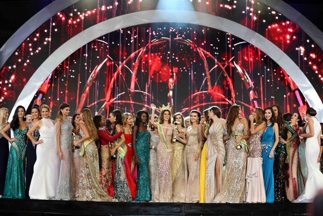 Những khoảnh khắc ấn tượng trong đêm chung kết Miss Grand International 2017 - Ảnh 10.