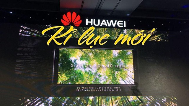 Sau 6.000 máy bán online, Huawei nova 2i chính thức lên kệ từ 3/11 - Ảnh 1.