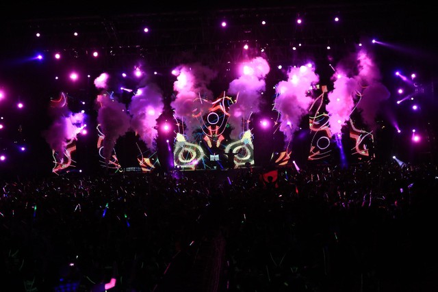 Sau the Chainsmokers, Phillip Nguyen đang &ldquo;nung nấu&rdquo; dự định g&igrave;? - Ảnh 12.