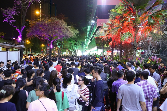 M&atilde;n nh&atilde;n với đ&ecirc;m tr&igrave;nh diễn nghệ thuật tại The Garden Mall - Ảnh 9.