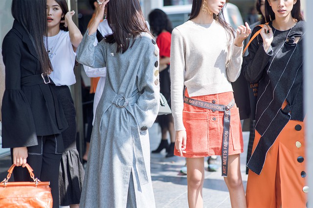 FLANERIE v&agrave; m&agrave;n &ldquo;ch&agrave;o s&acirc;n&rdquo; ấn tượng của thời trang đương đại tại VIFW2017 - Ảnh 9.