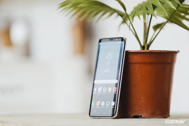 Không nghi ngờ gì nữa, Galaxy S8 đã mở ra trào lưu thiết kế mới trên smartphone năm nay - Ảnh 11.
