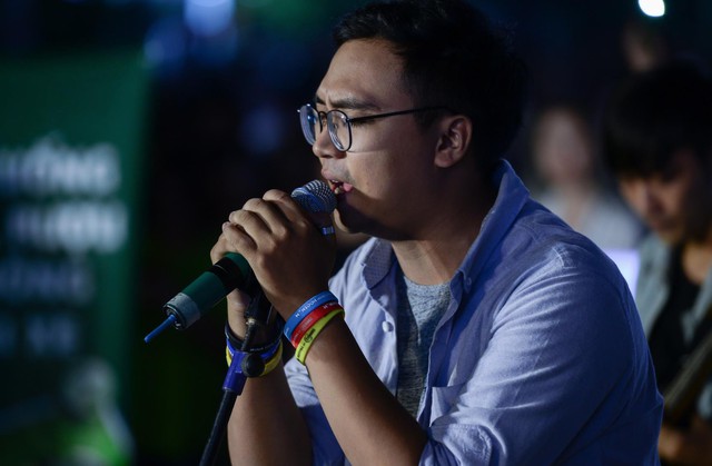 Giới trẻ h&agrave;o hứng phi&ecirc;u &acirc;m nhạc tại street show, đua nhau &ldquo;săn v&eacute;&rdquo; đến MMF by Tuborg 2017 - Ảnh 3.