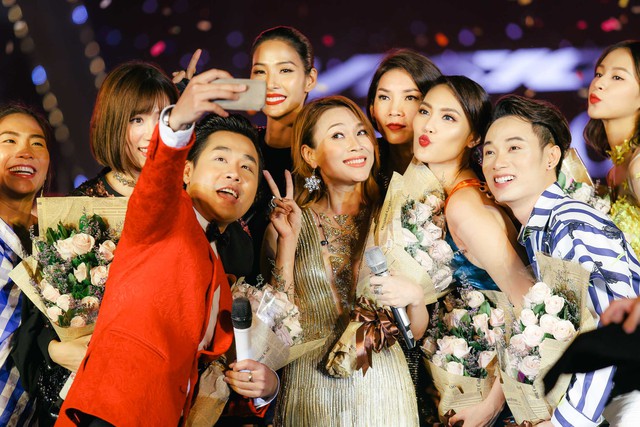 Mỹ T&acirc;m, Noo Phước Thịnh, T&oacute;c Ti&ecirc;n, Đ&ocirc;ng Nhi khuấy động ng&agrave;y hội thời trang &acirc;m nhạc tại SVĐ Qu&acirc;n khu 7 - Ảnh 7.
