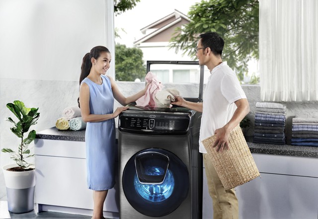 Bạn sẽ thấy c&ocirc;ng nghệ thật tuyệt vời - Giải quyết quần &aacute;o phai m&agrave;u với quần &aacute;o thường chỉ cần 1 lần giặt - Ảnh 5.
