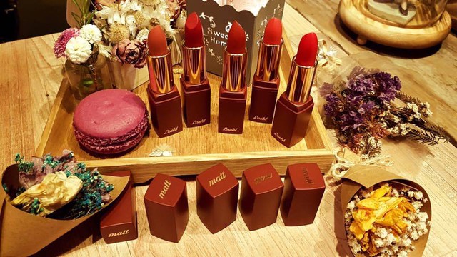Review dòng son mới của Sophia - Son LOEHL - Ảnh 17.