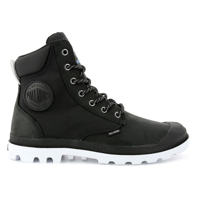On trend &ldquo;Chiến binh mưa&rdquo; với Palladium WaterProof - Ảnh 4.