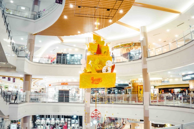 Tận hưởng không khí Giáng sinh sớm tại Aeon Mall Tân Phú Celadon - Ảnh 1.